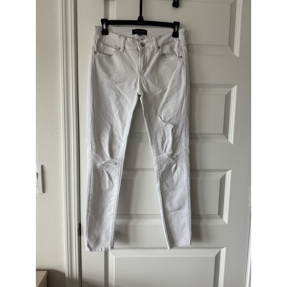 Justusa White Skinny Jeans Women's Size 27 with Distressed Legs
